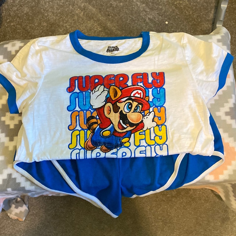 Super Mario Small Pajama Shorts with Matching Tee EUC